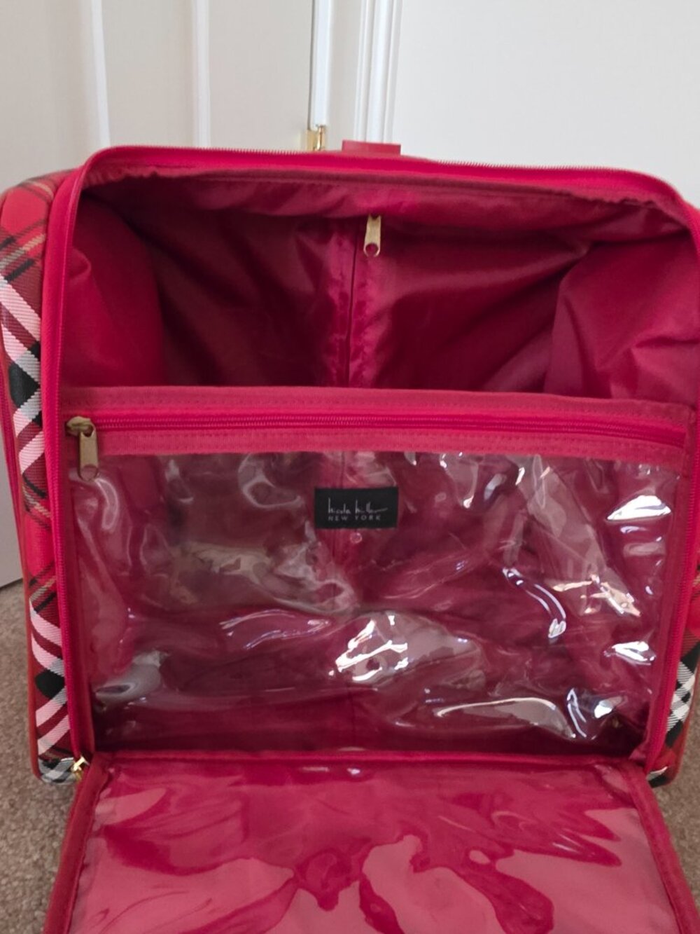 New (no tags) Nicole Miller underseat luggage - Picture 4 of 4